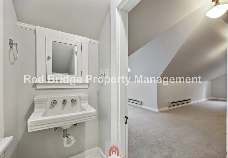 2619 NE Flanders St — Photo 28