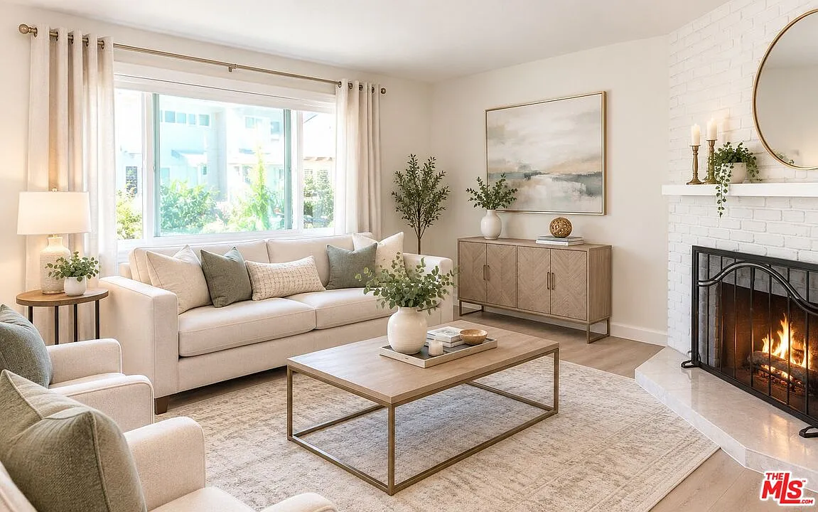 3 bed, 1.5 bath, 1122 sqft, $3,400 — Photo 1