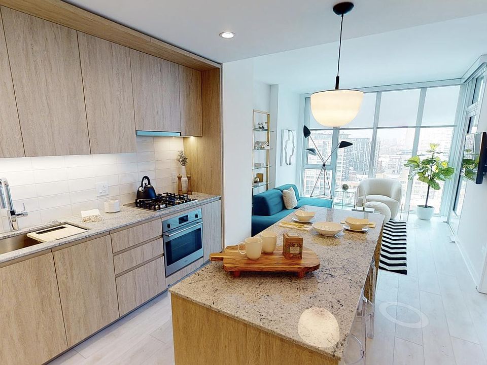 1st image of 300 W Grand Ave #1101