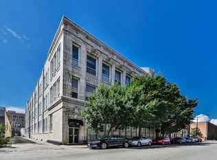 1019 W Jackson Blvd APT 3E, Chicago, IL 60607