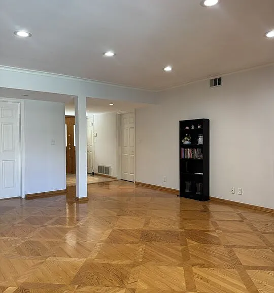 5412 Hazeltine Ave — Photo 18
