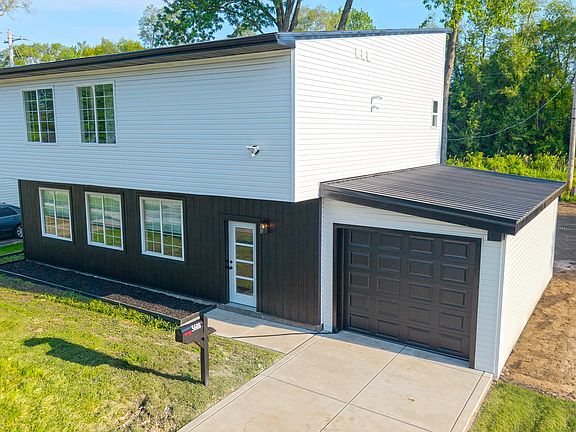 2nd image of 5608 E 10th Ave