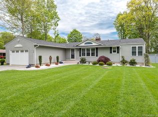 120 Maple Ave, Old Saybrook, CT 06475