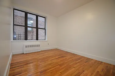 Rented by CITY SKYLINE REALTY INC