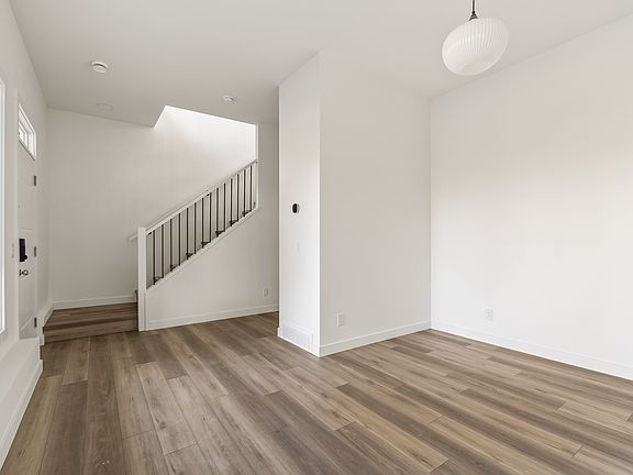 Photos of a quick possession home at Crown Park located at 2507 Sovereign Crescent