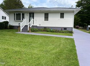 129 S Bullock St, Henderson, NC 27536