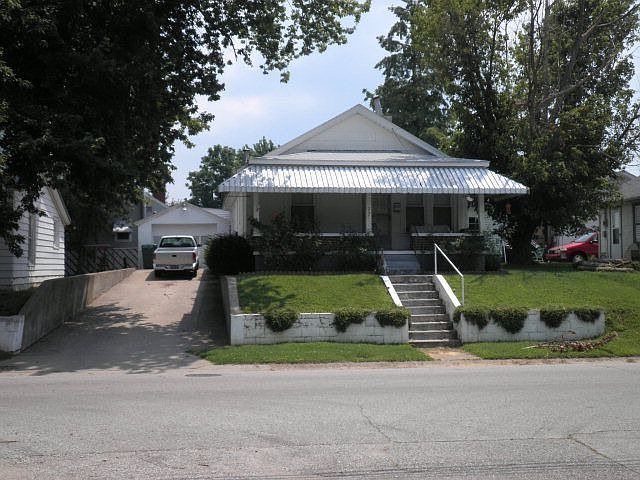 1st image of 77 Dublin Ln