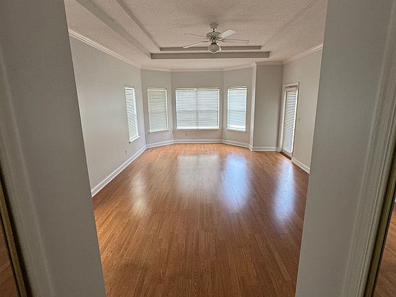 5th image of 435 Monterey Pkwy