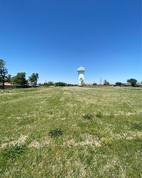 2nd image of 2411 W Country Club Rd Lot See