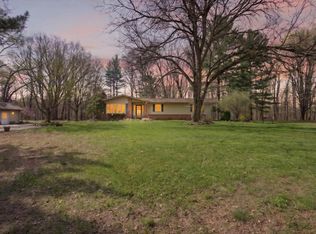 9437 Fisk Rd, Parma, MI 49269