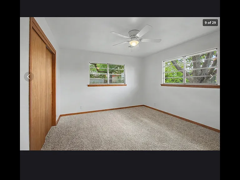 2337 N Austin Ave — Photo 6