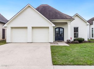 310 Cypress View Dr, Youngsville, LA 70592