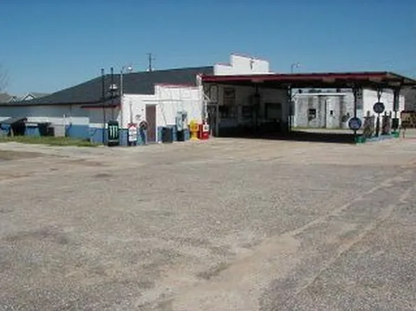 5702 County Road 203 Rd, Dothan, AL 36301