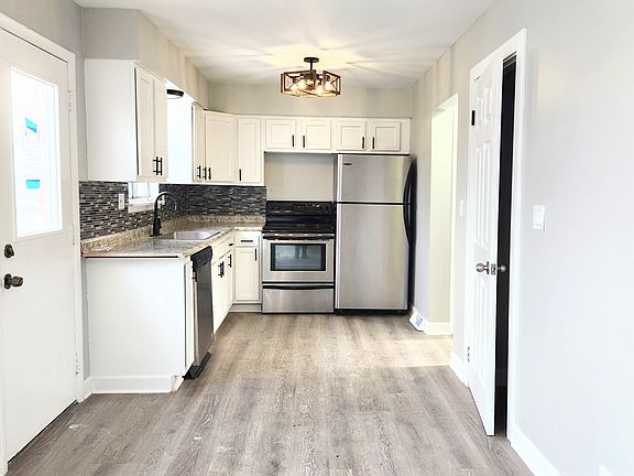 5th image of 1111 Euclid Ln