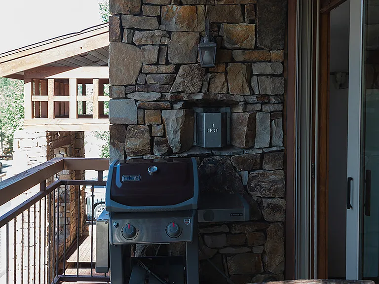 401 Adams Ranch Rd #B — Photo 10