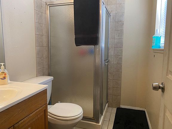 3rd image of 36371 Iris Dr