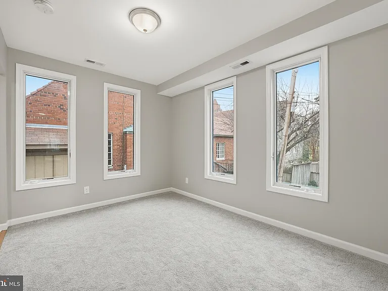 3248 Jones Ct NW — Photo 5