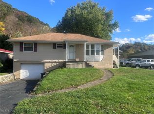 104 Mendenhall St, Weirton, WV 26062