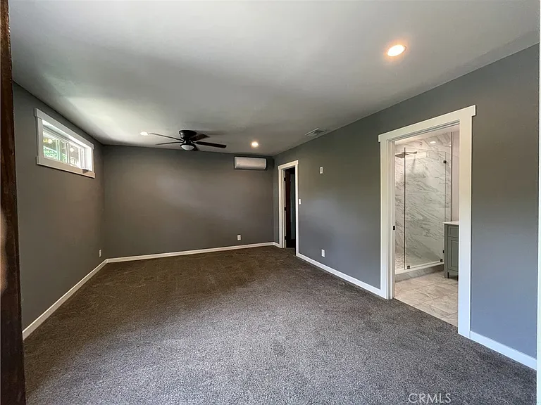 515 E Sierra Madre Blvd — Photo 11