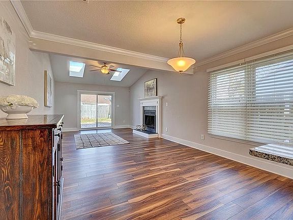 3rd image of 1901 Scarlotti Ct