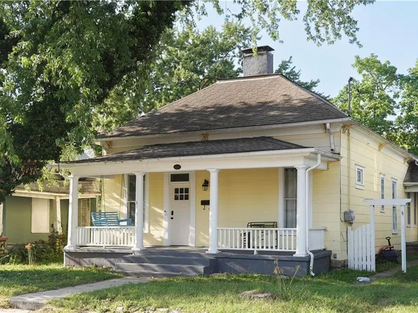 430 Benton Ave, Excelsior Springs, MO 64024