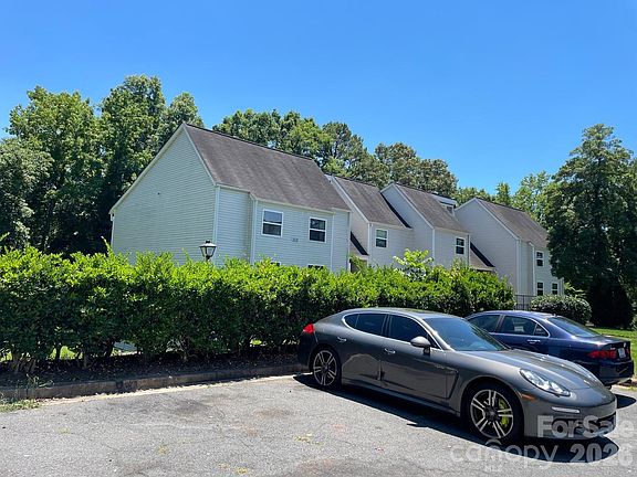 3rd image of 9119 Spyglass Pl APT B
