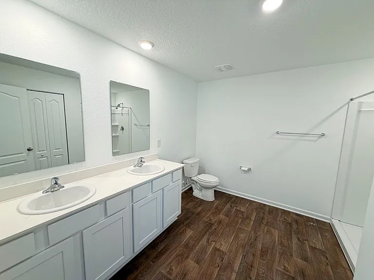 462 Ardila Cir — Photo 9