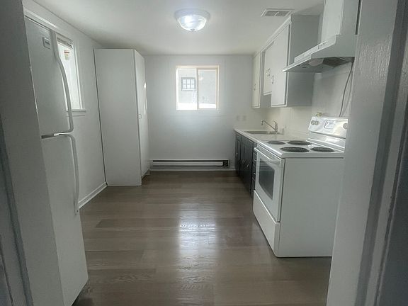 4th image of 11825 55th St NW