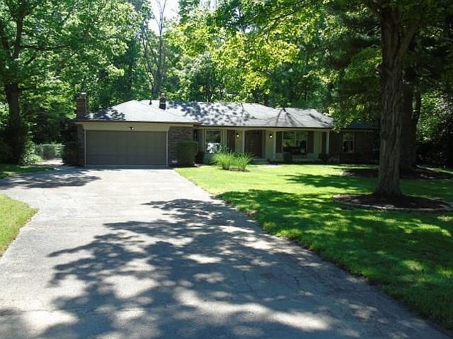 1st image of 6341 Wood Knoll Ln