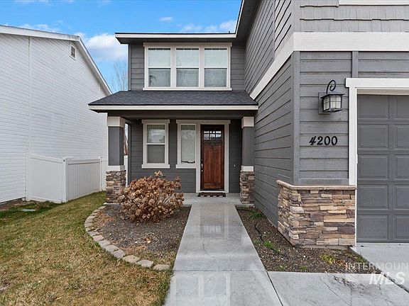 3rd image of 4200 S Raintree Dr