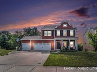 490 Pioneer Trl, Cedar Springs, MI 49319