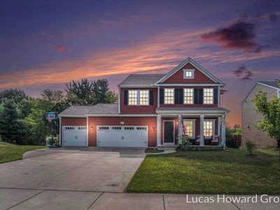 490 Pioneer Trl, Cedar Springs, MI, 49319