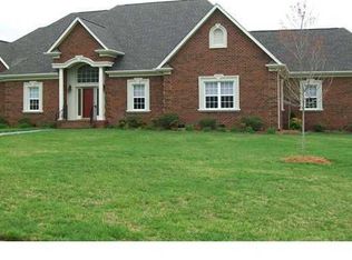 7904 Silver Maple Ln, Mint Hill, NC 28227