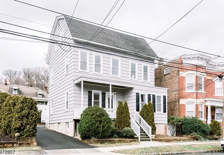 49 Park Ave — Photo 17