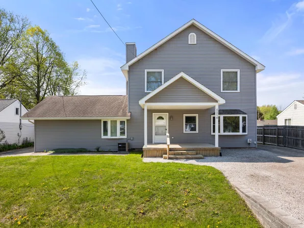 4214 Risedorph St, Burton, MI 48509