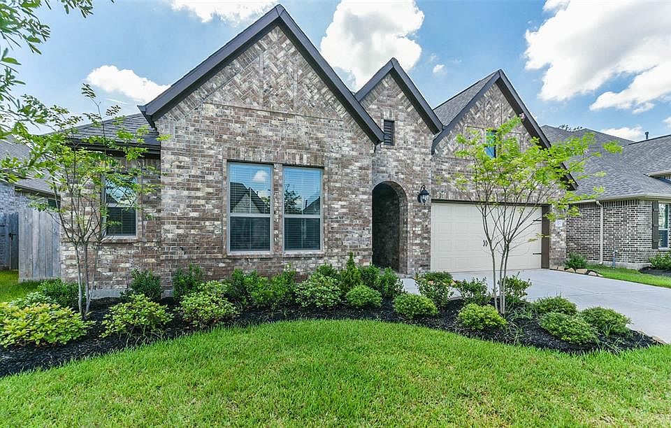 1st image of 13823 Skylark Bend Ln