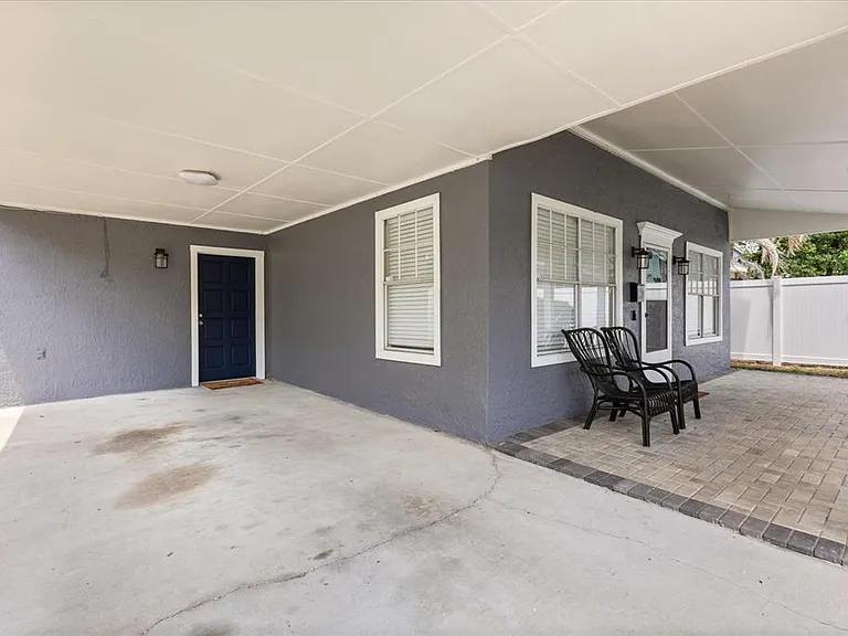 742 N Westmoreland Dr — Photo 4