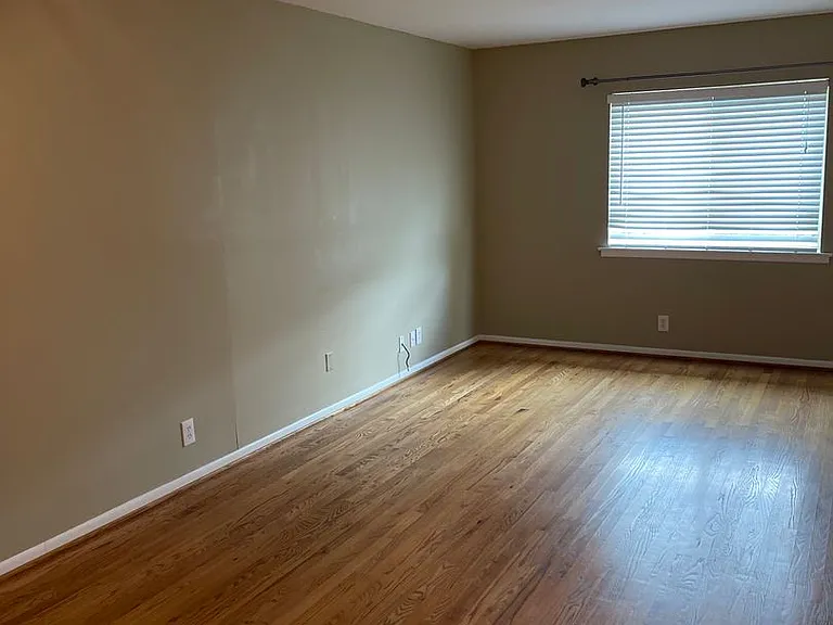 213 Summit Ridge Dr — Photo 7