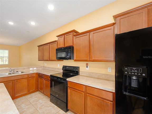 4th image of 1300 Seburn Rd