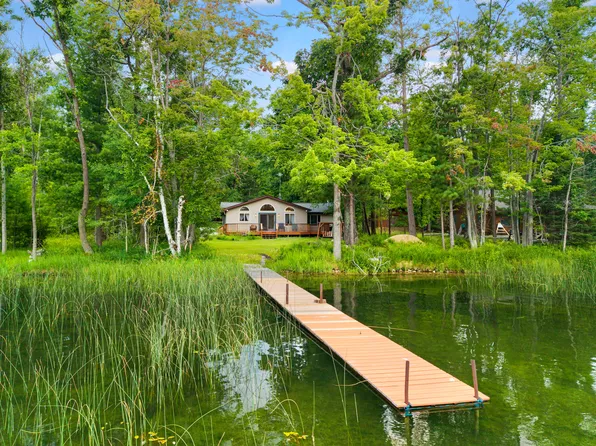 18975 Red Pine Dr, Hillman, MI 49746