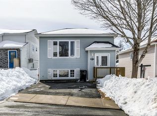 27 Royal Oak Drive, St. John's, NL A1G1S4