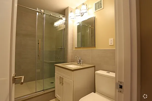 Rented by PWV Acquisitions | media 30