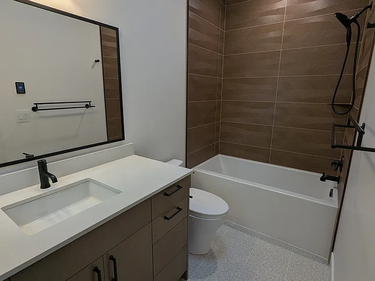 3951 W Barrett Ln — Photo 20