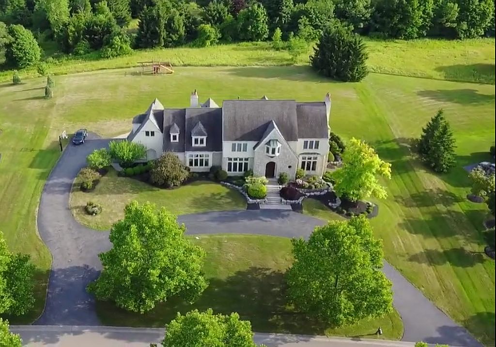 9 Bromsgrove Hl, Pittsford, NY 14534 Zillow