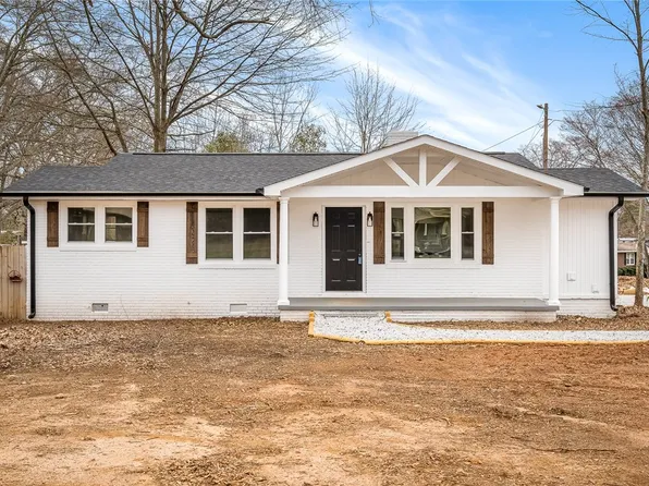 1099 S Academy Street Ext, Williamston, SC 29697