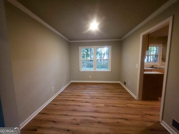 4th image of 5382 Rockbridge Rd