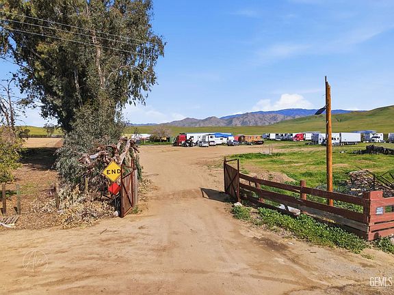 2nd image of 6461 Neumarkel Rd