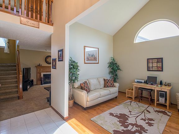 5th image of 5690 Westbriar Dr