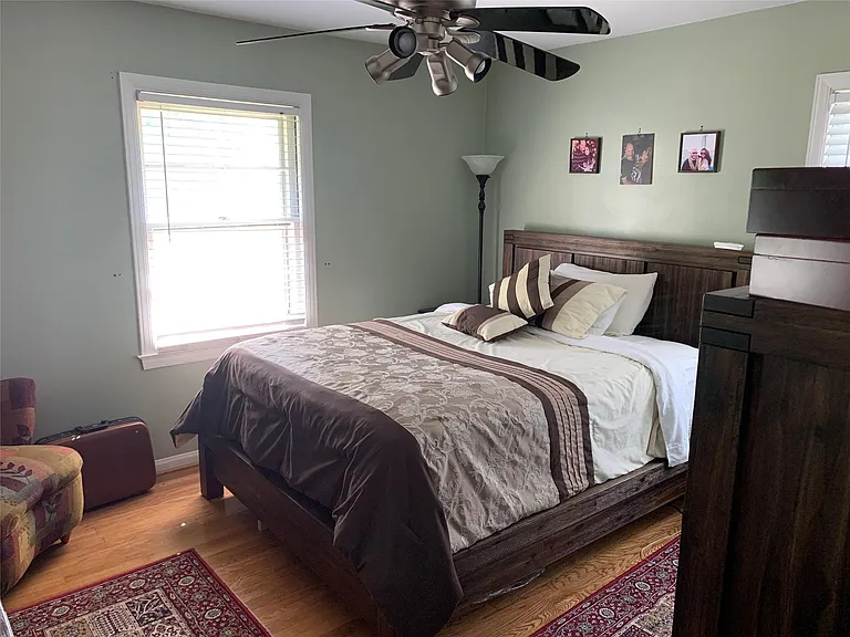 4412 Berkshire Rd — Photo 9