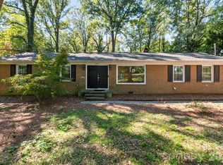 1817 Balfour Ln, Charlotte, NC 28216